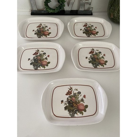 Vintage Set of Five 5 Mini Trays Or Plates Flowered Ceramic Glass  7" x 4.5" EUC - Picture 1 of 16